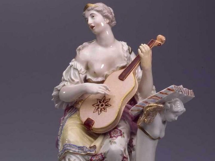 Foto: Landesmuseum Stuttgart Residenzschloss Ludwigsburg, Detailaufnahme Porzellan Musikerin