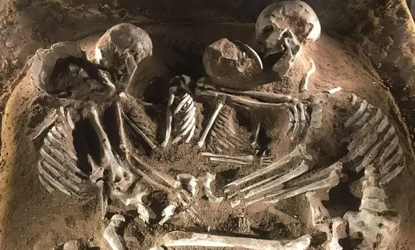 Foto: Dr. Manfred Schneider, Nußloch; www.monumente-im-bild.de Schloss Bruchsal, Beletage, Appartement der Amalie von Baden, Schlafzimmer, Frisiertisch