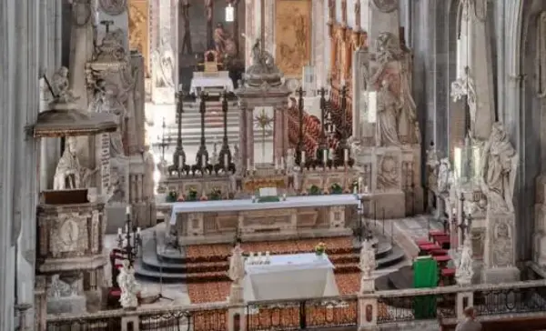 Foto: Staatliche Schlösser und Gärten Baden-Württemberg, Günther Bayerl Kloster und Schloss Salem, Blick Richtung Altarraum des Münsters