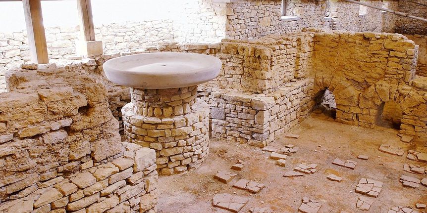 Foto: Roland Sigwart Römische Badruine Hüfingen, Brunnen